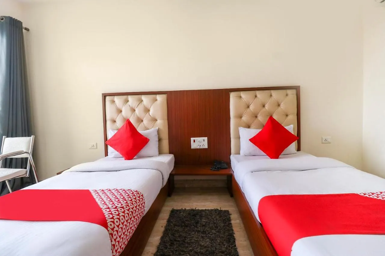 Hotel Oyo Flagship 69860 Mastana Palace Waranasi