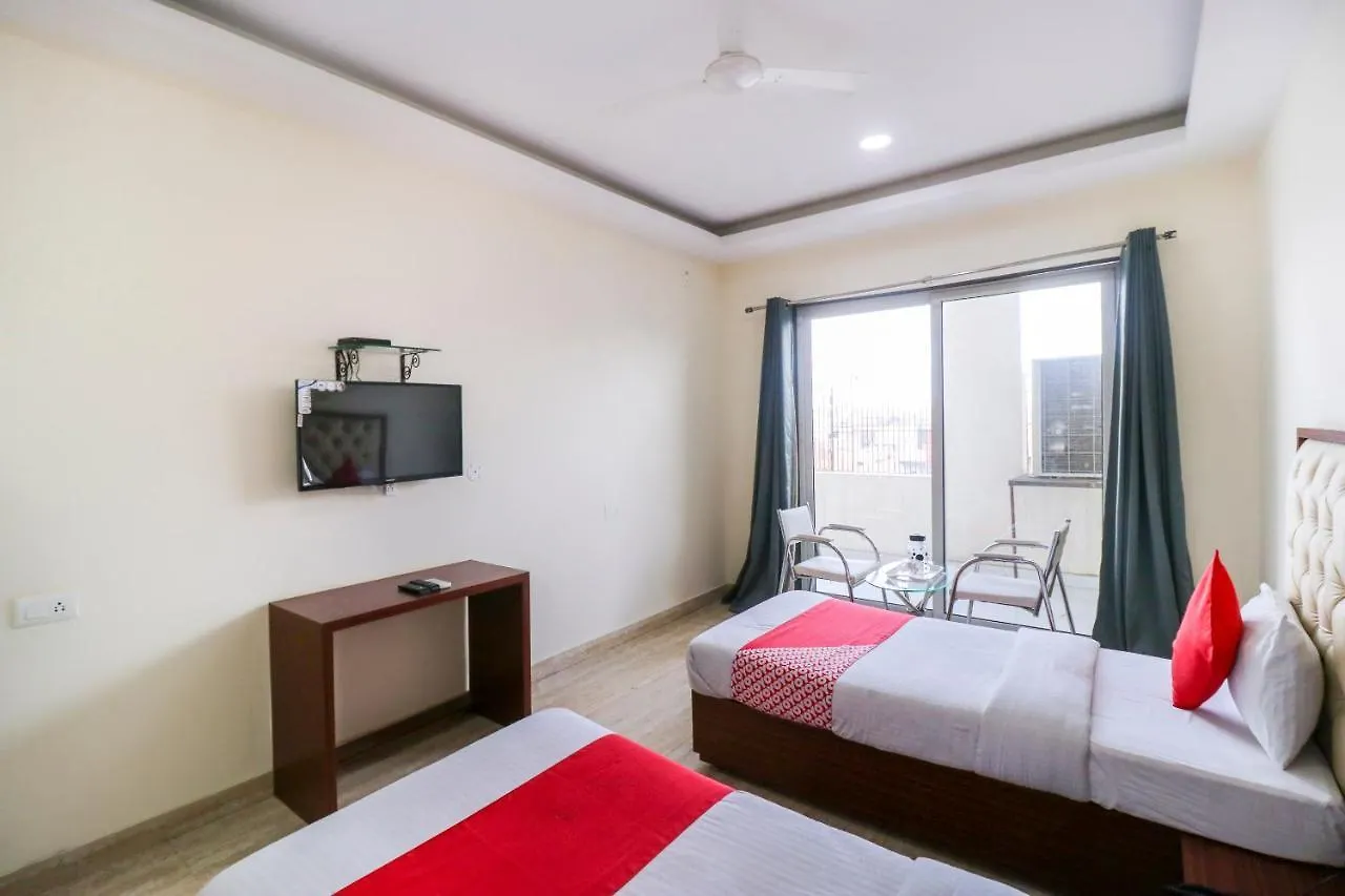 Hotel Oyo Flagship 69860 Mastana Palace Waranasi 3*,