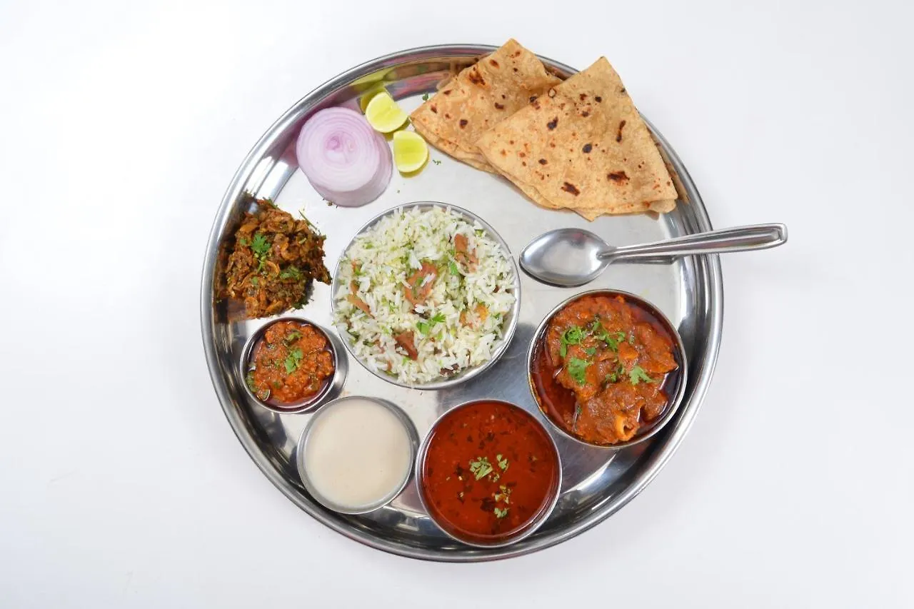 Hotel Oyo Flagship 69860 Mastana Palace Waranasi