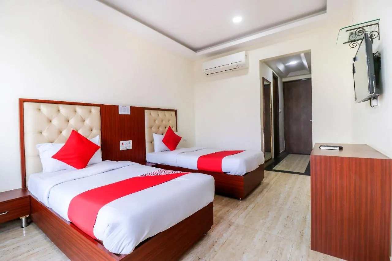Hotel Oyo Flagship 69860 Mastana Palace Waranasi