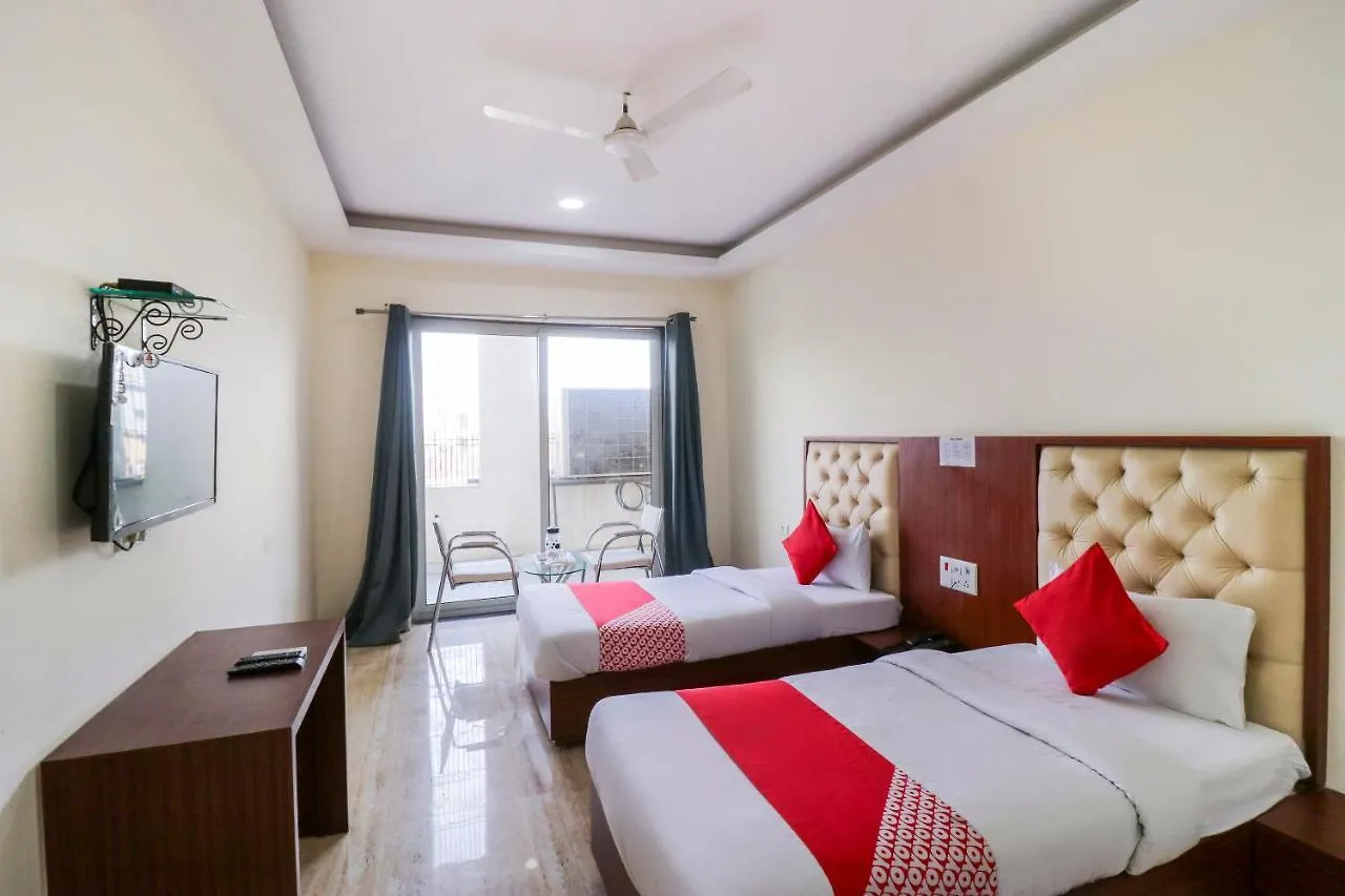Hotel Oyo Flagship 69860 Mastana Palace Waranasi
