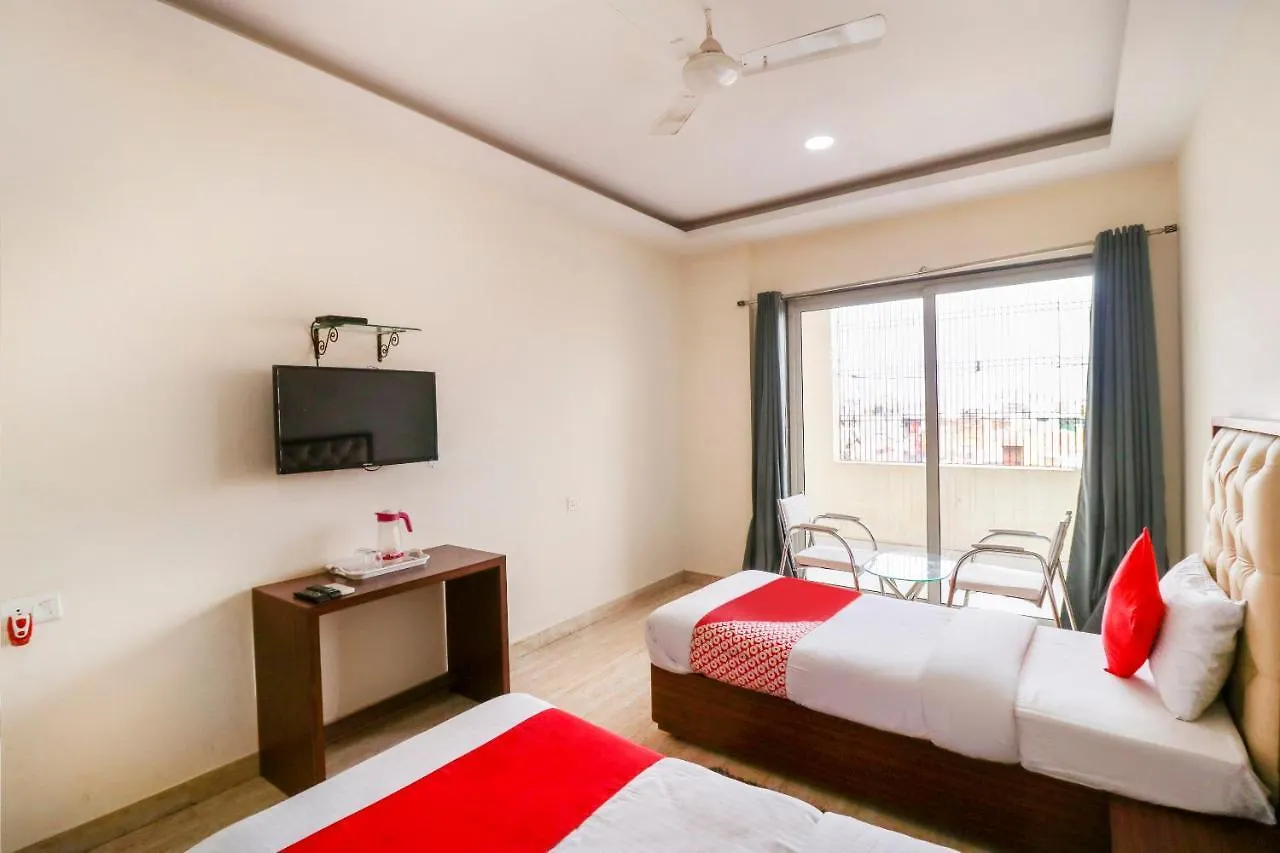 Oyo Flagship 69860 Mastana Palace Hotell Varanasi